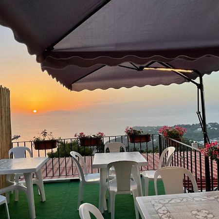 Le Ginestre Di Capri Bb & Holiday House Anacapri  Zewnętrze zdjęcie