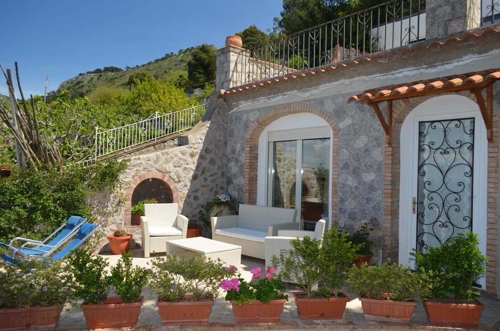 Le Ginestre Di Capri Bb & Holiday House Anacapri  Zewnętrze zdjęcie