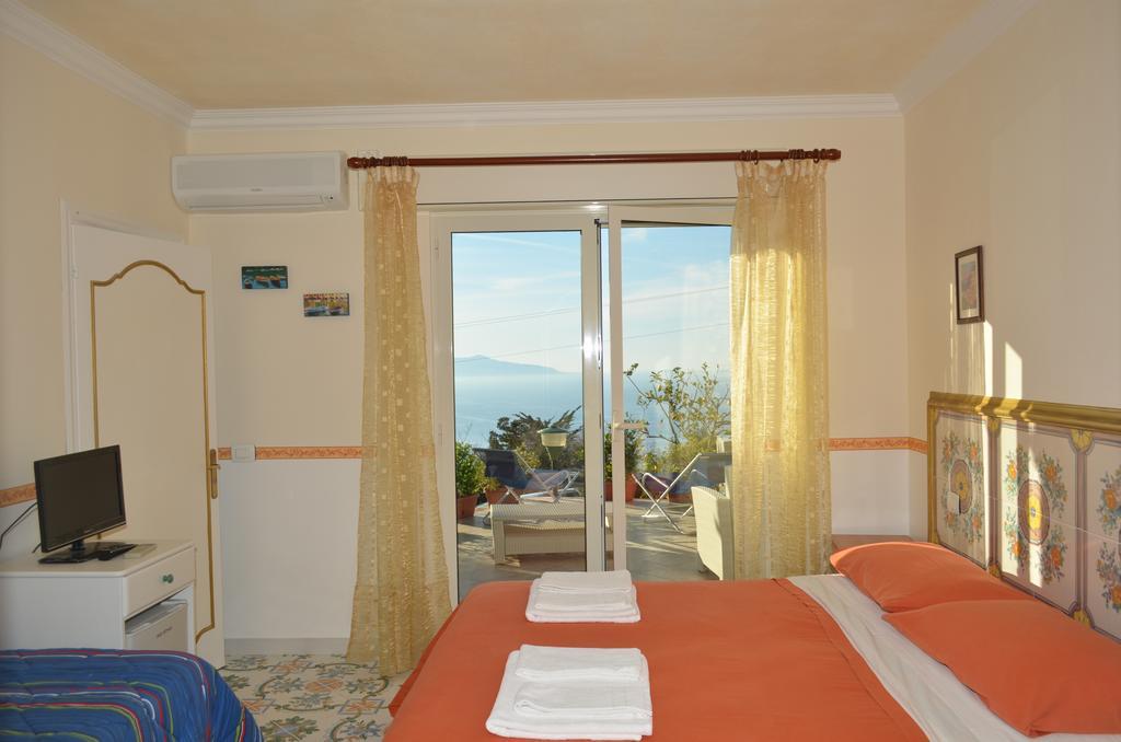 Le Ginestre Di Capri Bb & Holiday House Anacapri  Zewnętrze zdjęcie