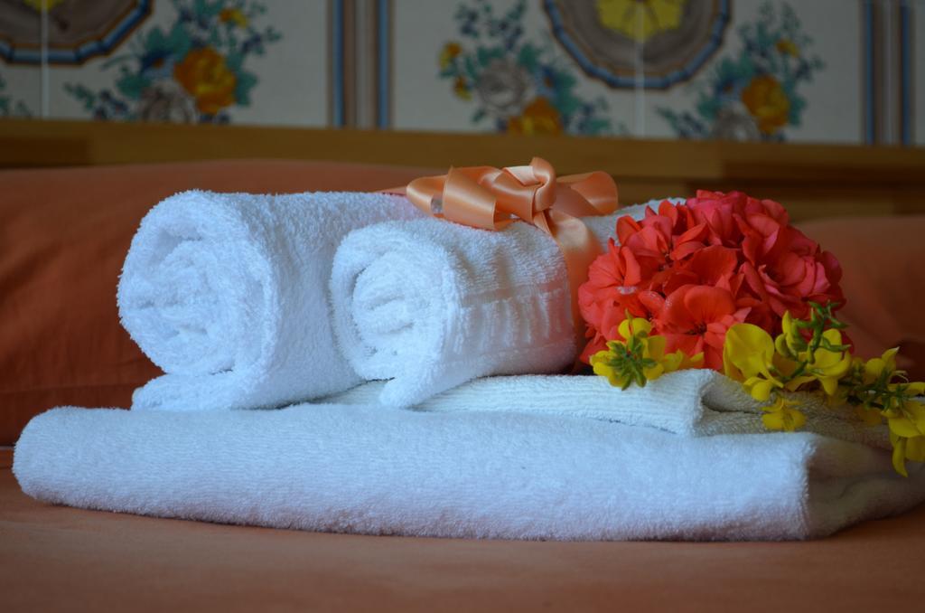 Le Ginestre Di Capri Bb & Holiday House Anacapri  Zewnętrze zdjęcie