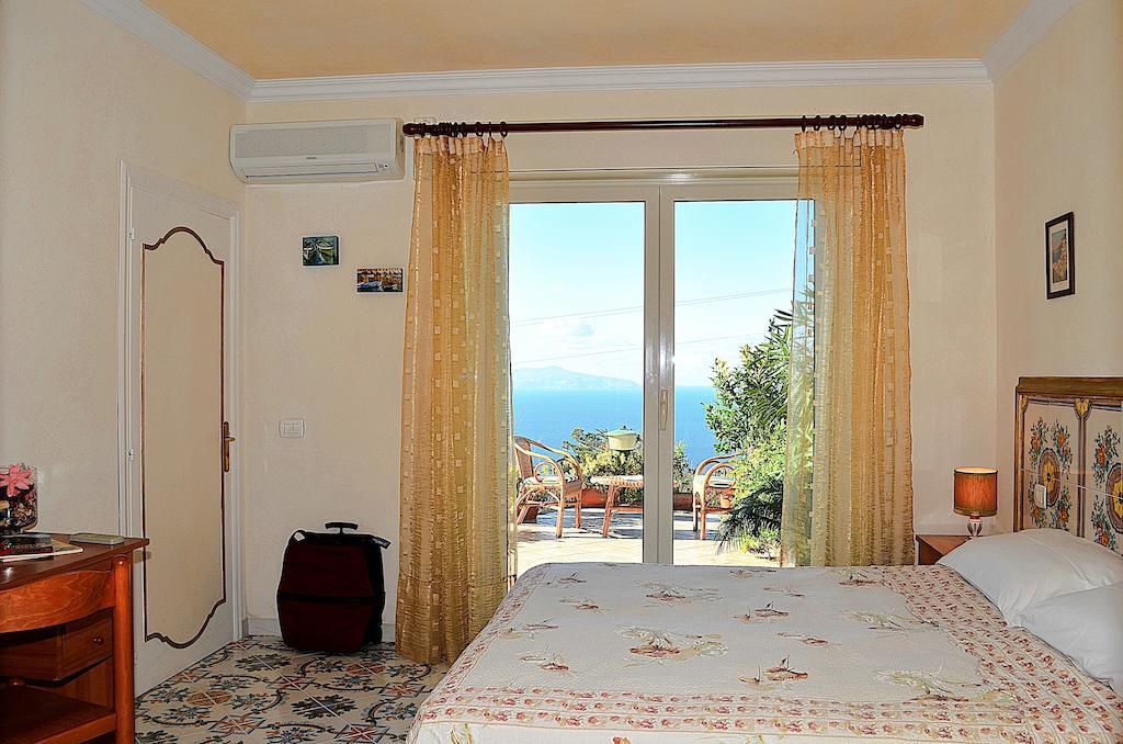 Le Ginestre Di Capri Bb & Holiday House Anacapri  Zewnętrze zdjęcie