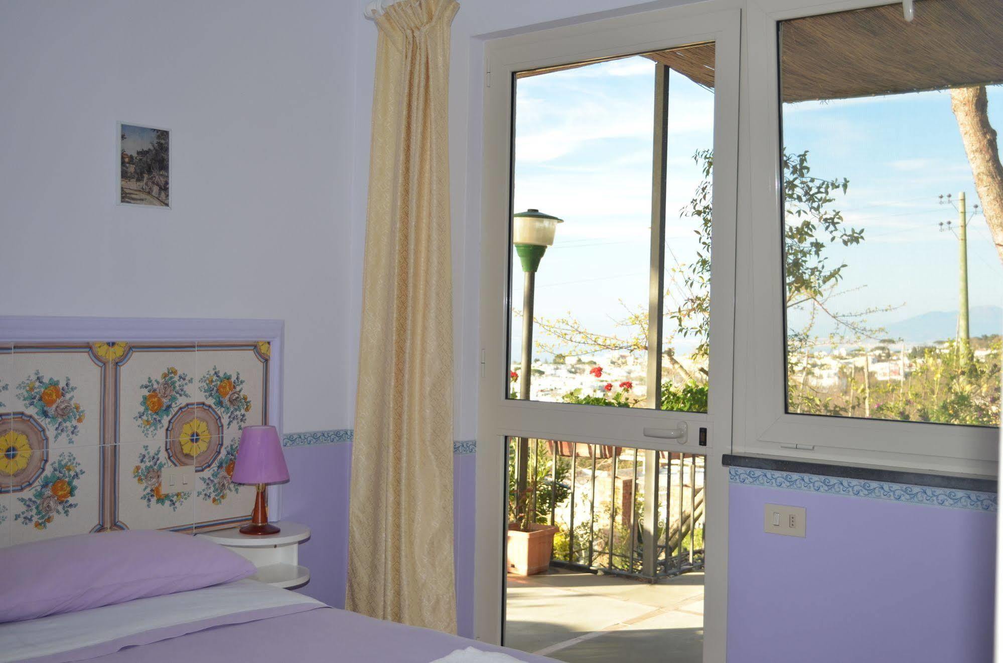 Le Ginestre Di Capri Bb & Holiday House Anacapri  Zewnętrze zdjęcie